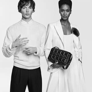 *when spending €300, €200=20% - excluding selected items