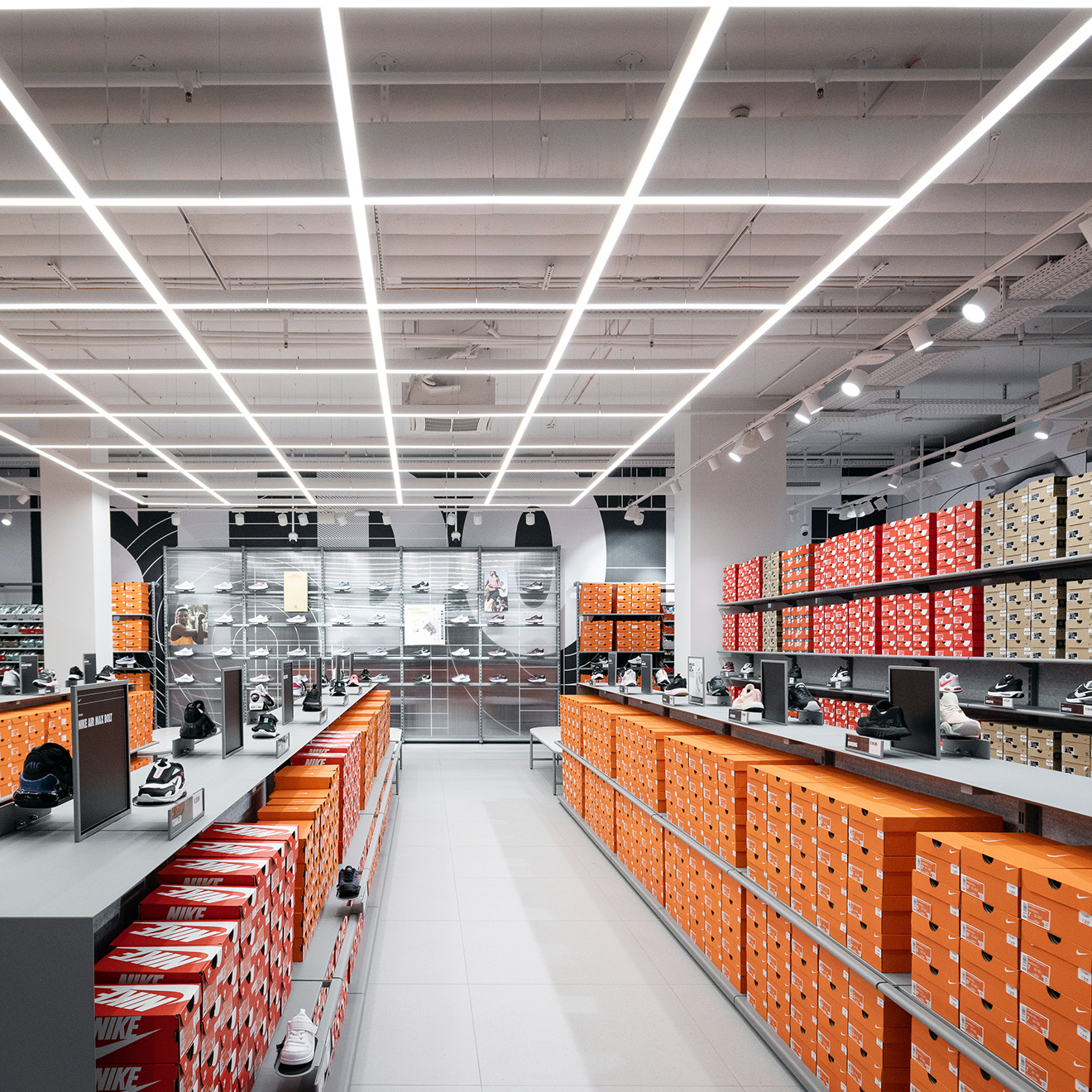 Banner New Stores Nike square3.jpg