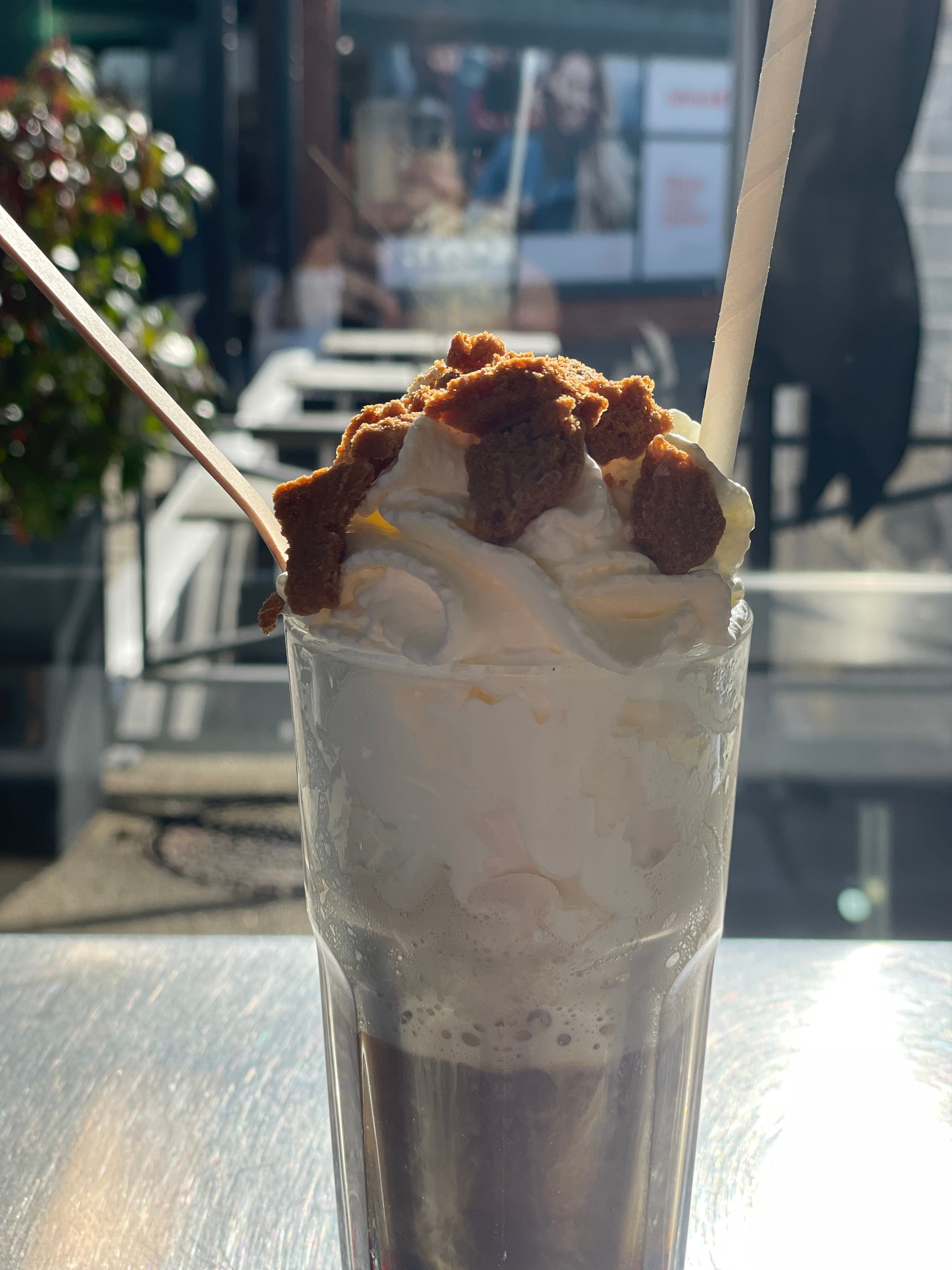 item.ImageAlternativeTextWithFallback