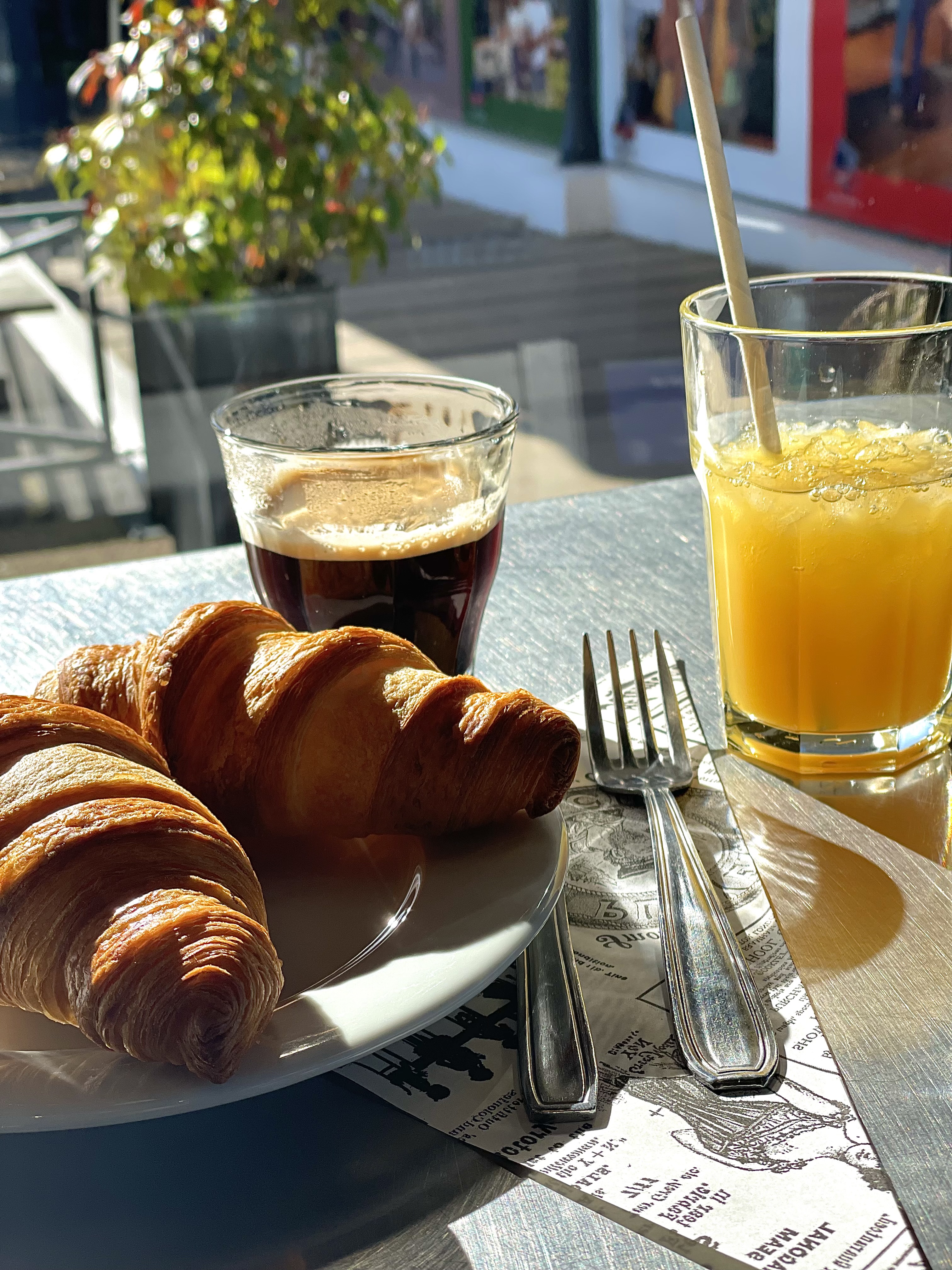 item.ImageAlternativeTextWithFallback