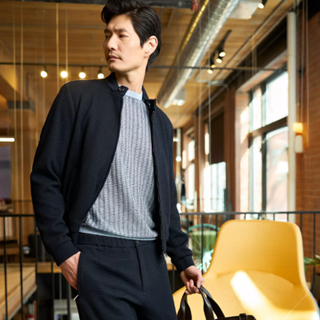 Find new-season styles from ZEGNA, Moncler, Brunello Cucinelli, Eton, Eleventy, and so many more — exclusively up to 50% off.*