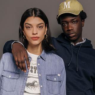 bij aankoop van twee of meer jeans, profiteer je van de goedkoopste jeans.
*Deze aanbieding is geldig van 4 t/m 13 september 2025.

